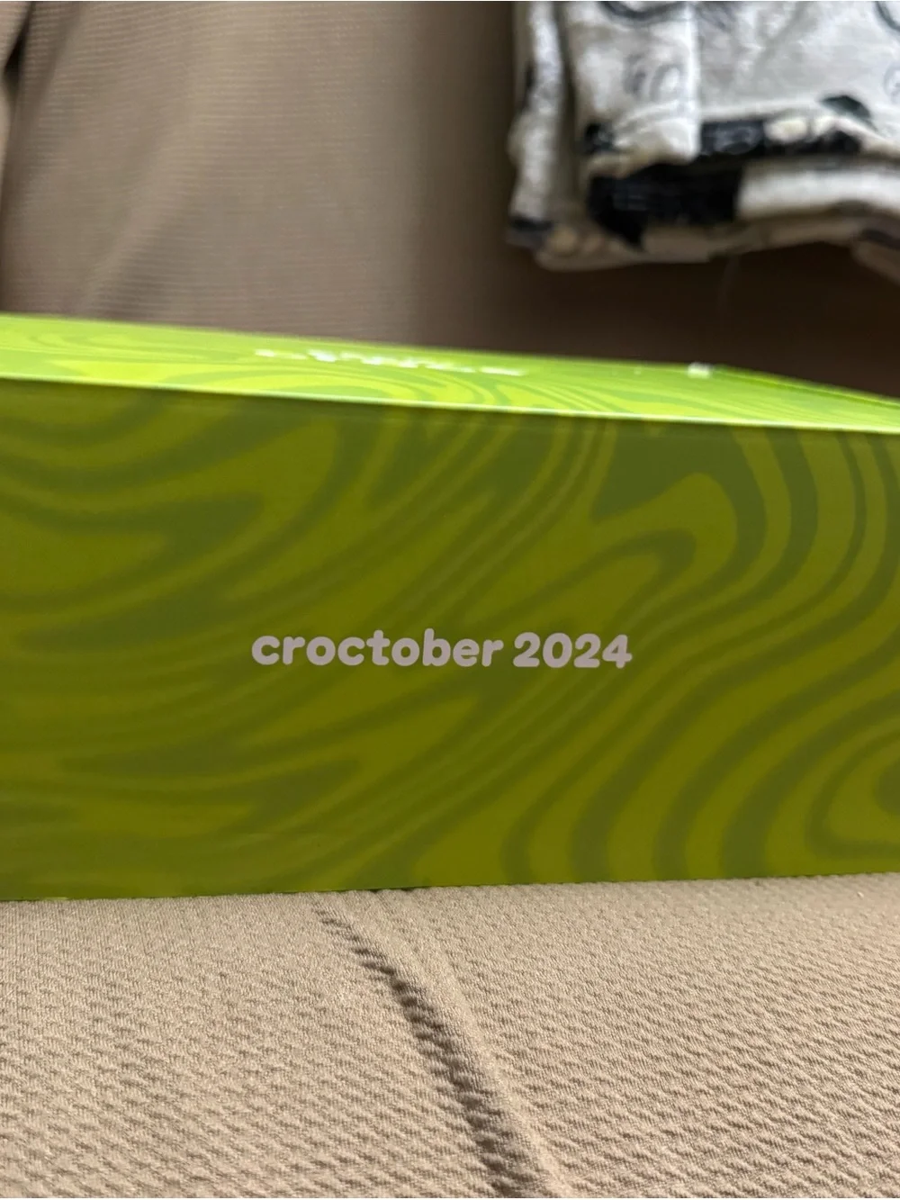 Bark Lime Green Swirl Box
